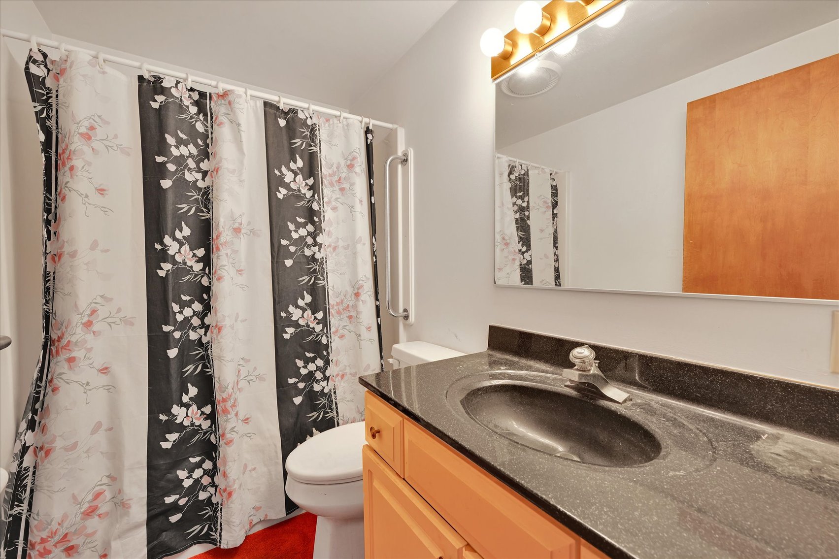 Image for Fixer Upper Real Estate Auction - Lebanon, PA