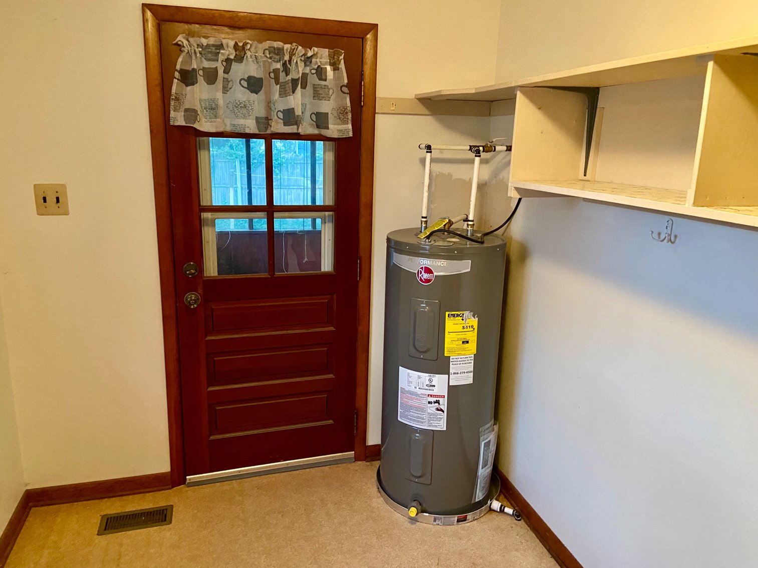 Image for 260 West Avenue, Urbanna VA