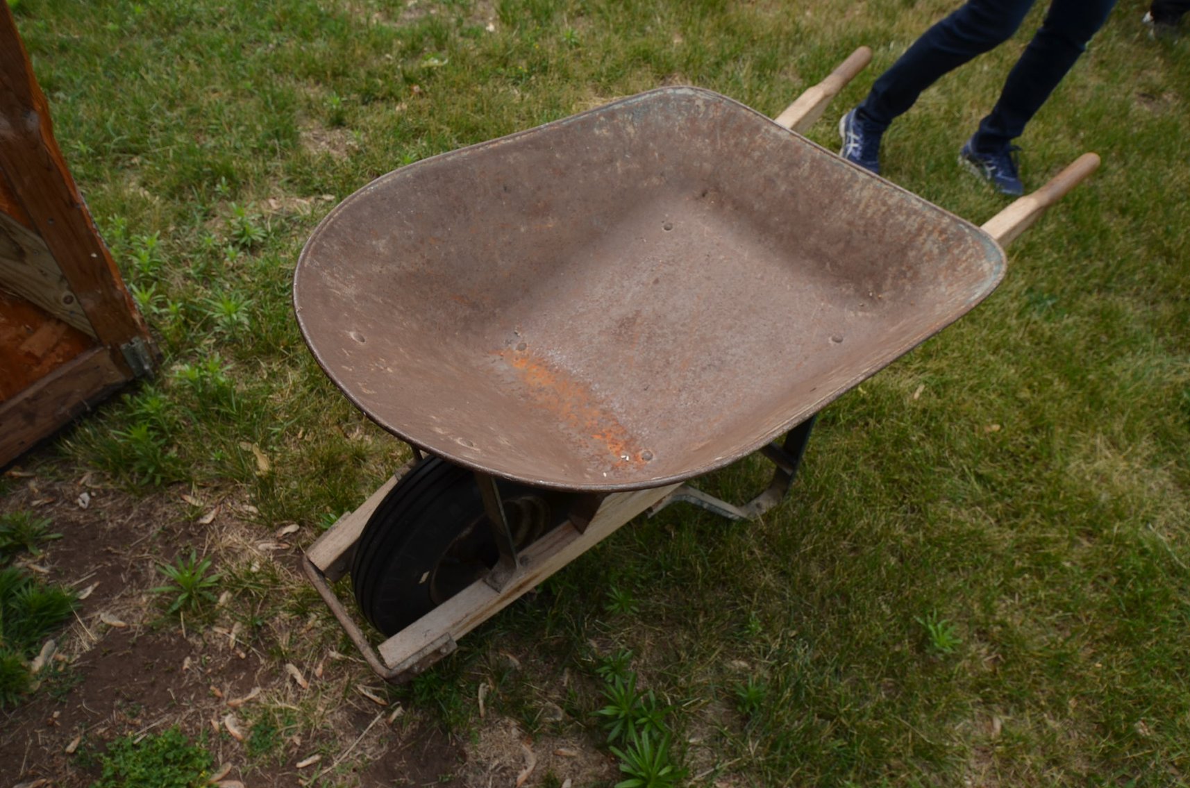 Image for LAWN MOWERS, TRAILER, LAWN&GARDEN, TOOLS, FISHING, COLLECTIBLES, AND HOUSEHOLD - Mondovi, WI (Meridean)