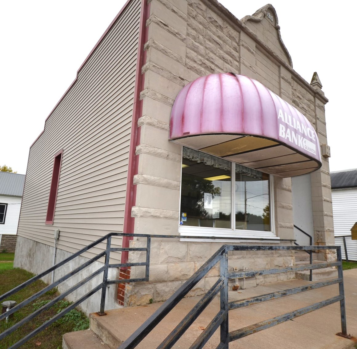 Image for REAL ESTATE AUCTION - GILMANTON BANK BUILDING - Gilmanton, WI