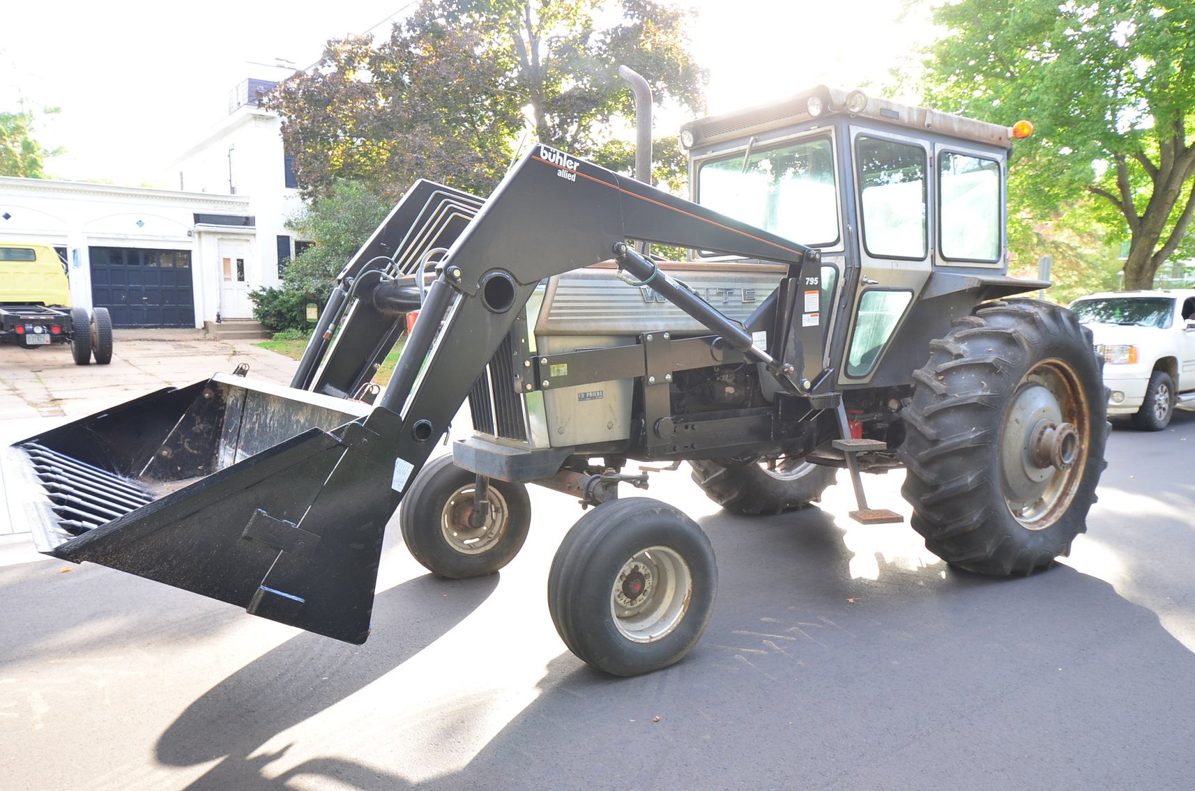 Image for WHITE 2-105 TRACTOR WITH LOADER AND GMC SIERRA 7000 - Eau Claire, WI