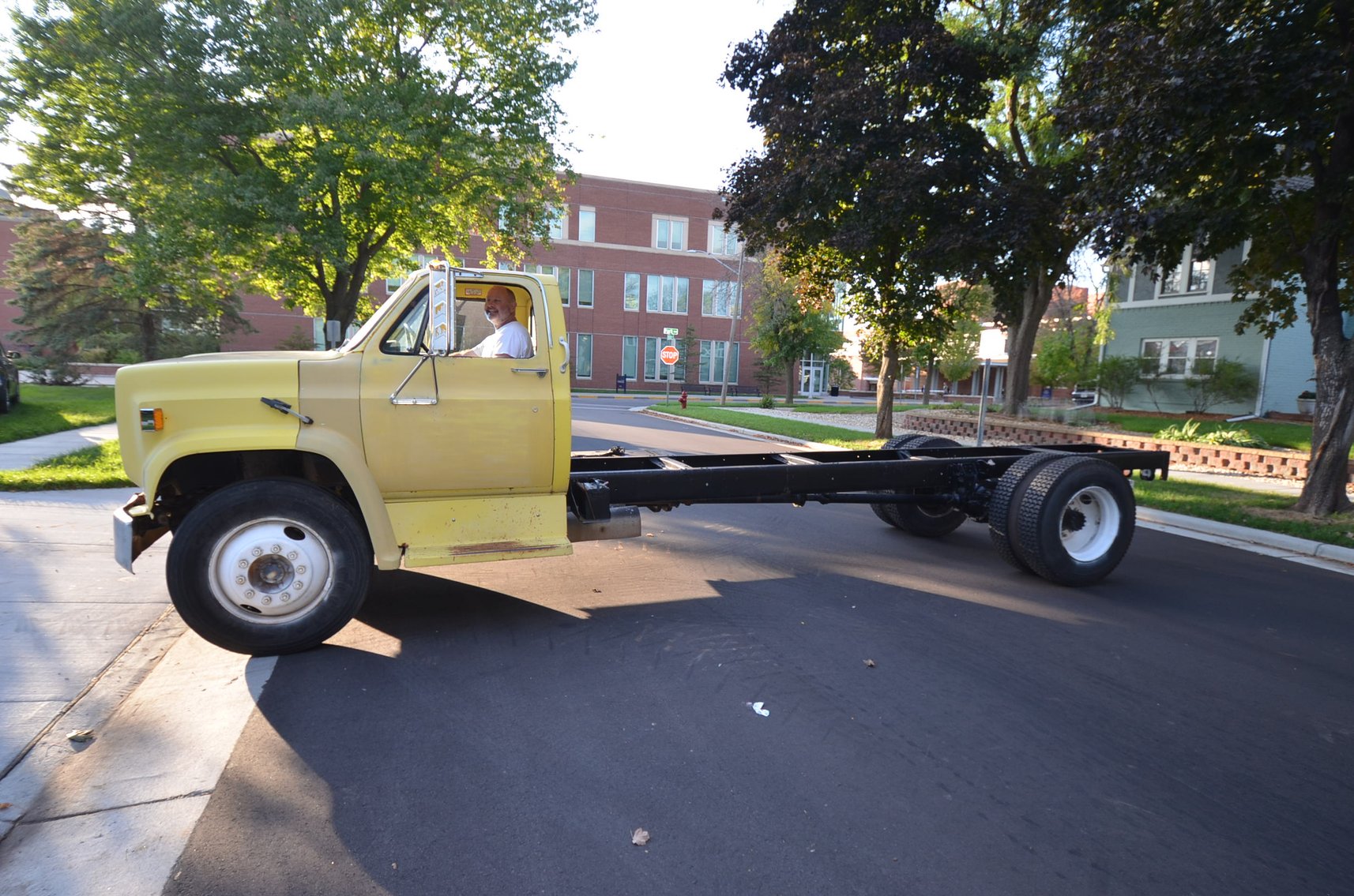 Image for WHITE 2-105 TRACTOR WITH LOADER AND GMC SIERRA 7000 - Eau Claire, WI