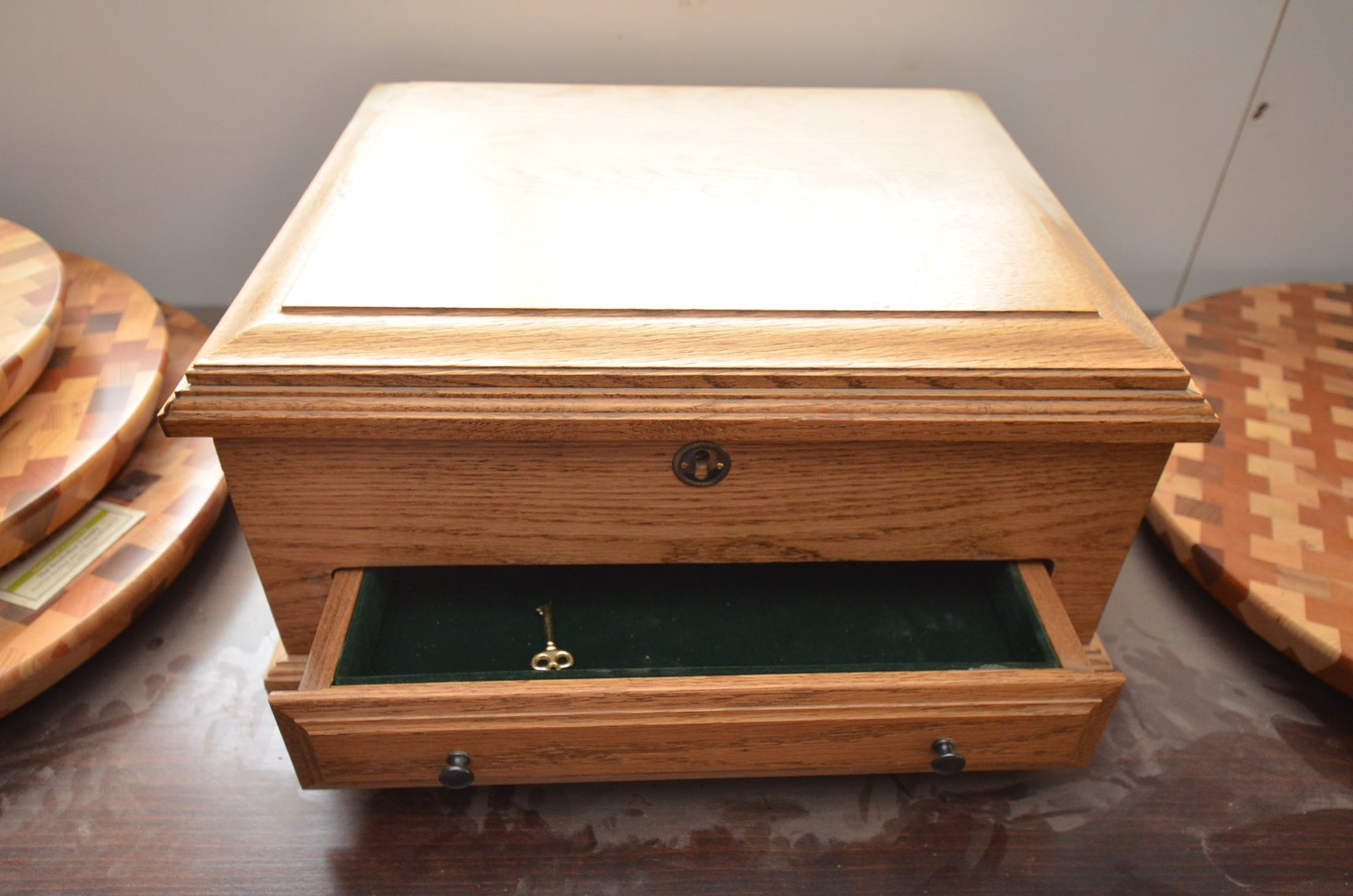 Image for MOTHER'S DAY AMISH FURNITURE, FLOWERS, QUILTS - Fairchild, WI