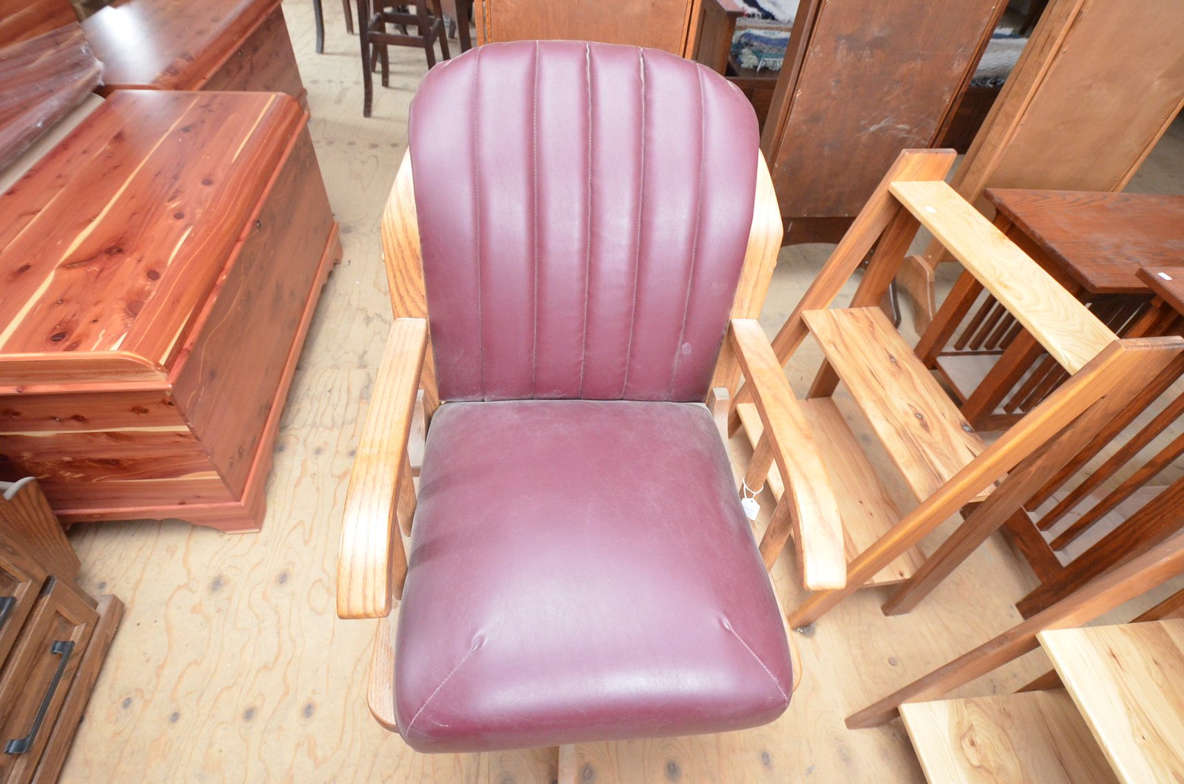 Image for MOTHER'S DAY AMISH FURNITURE, FLOWERS, QUILTS - Fairchild, WI