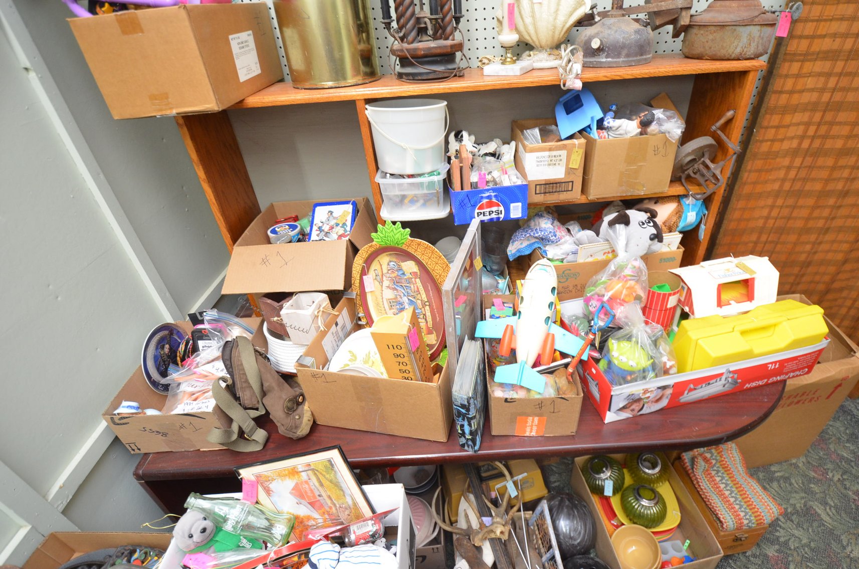 Image for STARGAZERS INVENTORY REDUCTION: VINTAGE FURNITURE & TOYS, CROCKS, COLLECTIBLES, and MORE! - Durand, WI