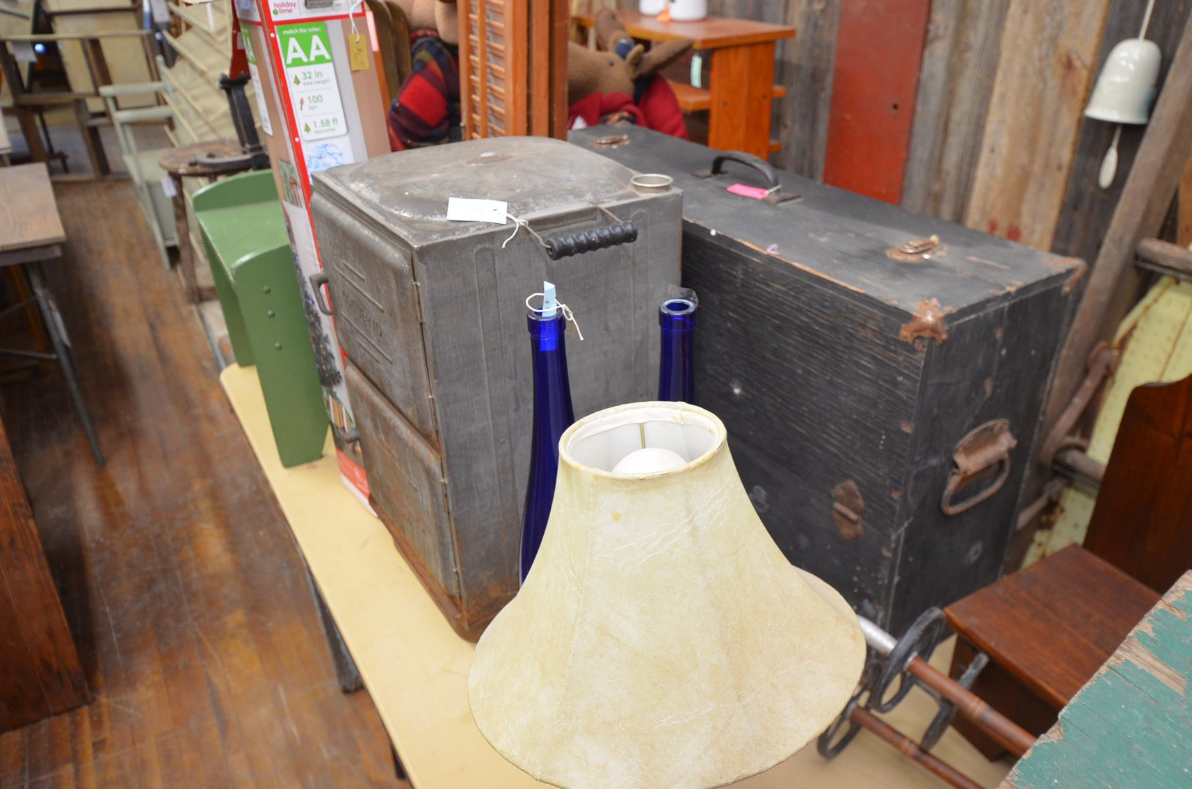 Image for STARGAZERS INVENTORY REDUCTION: VINTAGE FURNITURE & TOYS, CROCKS, COLLECTIBLES, and MORE! - Durand, WI