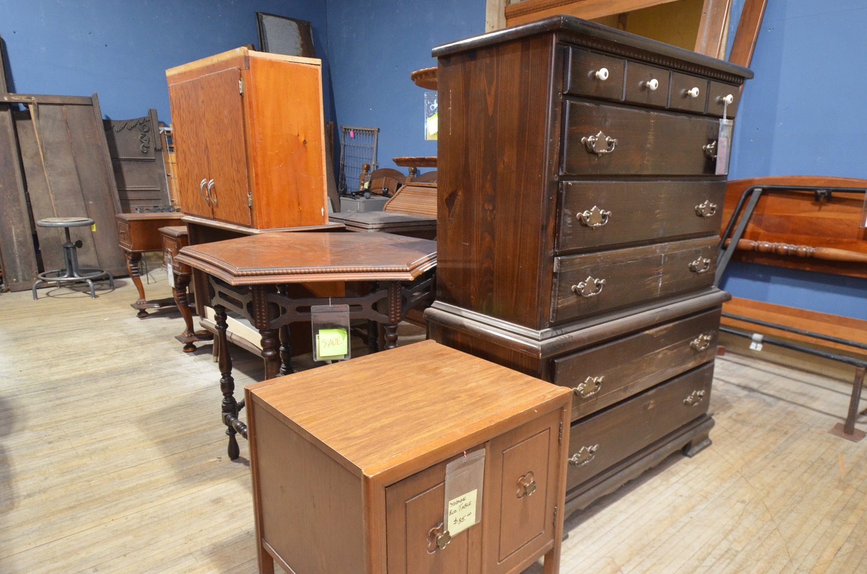 Image for STARGAZERS INVENTORY REDUCTION: VINTAGE FURNITURE & TOYS, CROCKS, COLLECTIBLES, and MORE! - Durand, WI