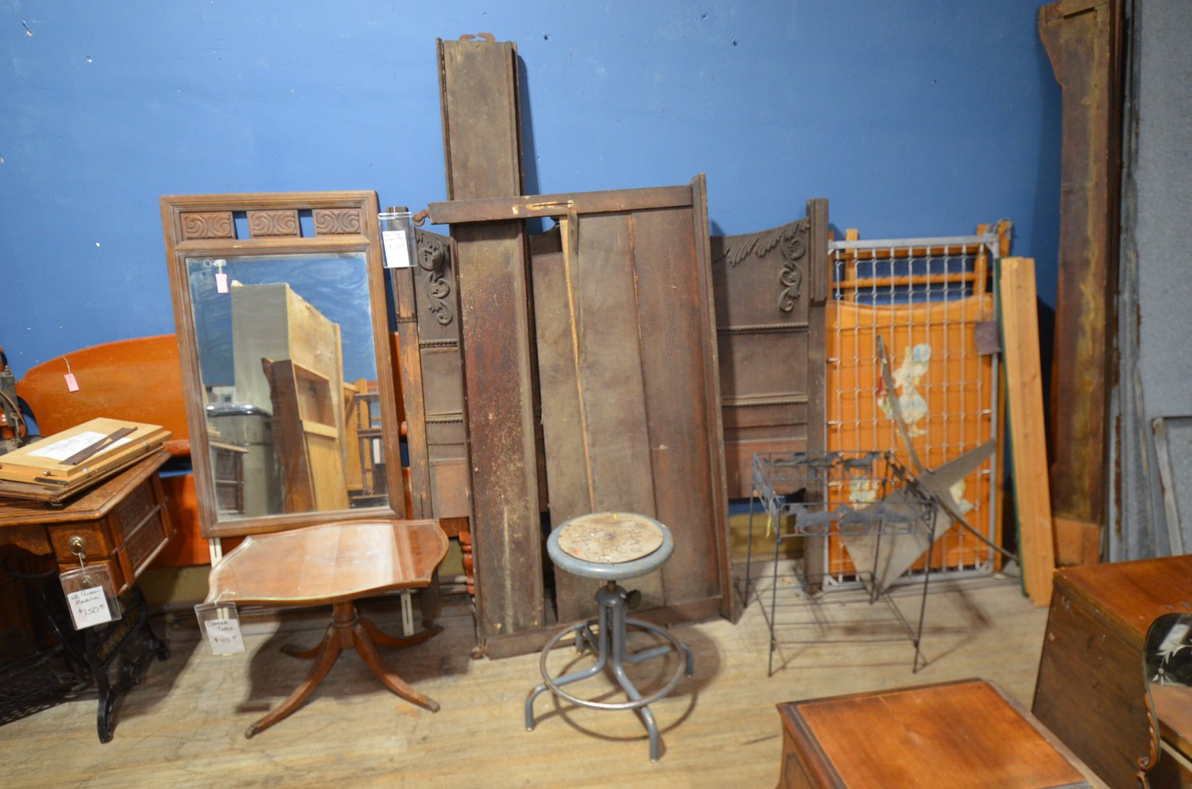 Image for STARGAZERS INVENTORY REDUCTION: VINTAGE FURNITURE & TOYS, CROCKS, COLLECTIBLES, and MORE! - Durand, WI