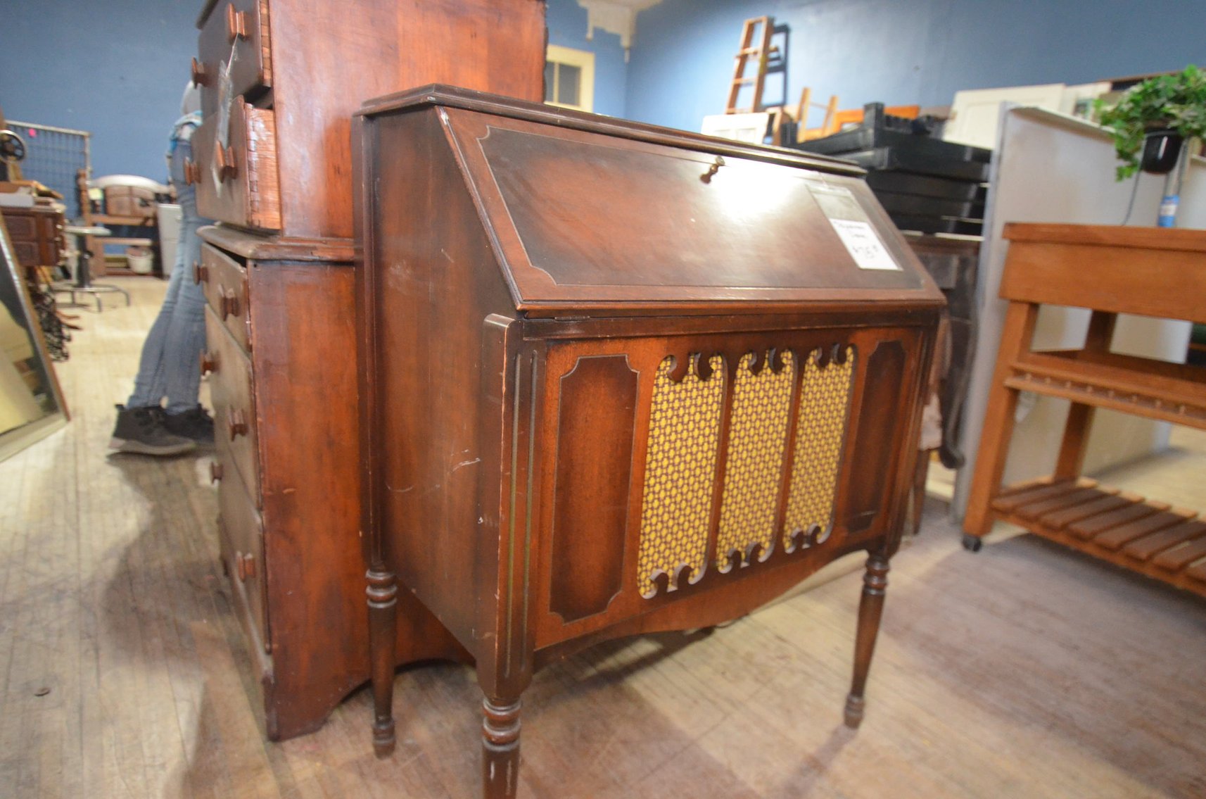 Image for STARGAZERS INVENTORY REDUCTION: VINTAGE FURNITURE & TOYS, CROCKS, COLLECTIBLES, and MORE! - Durand, WI