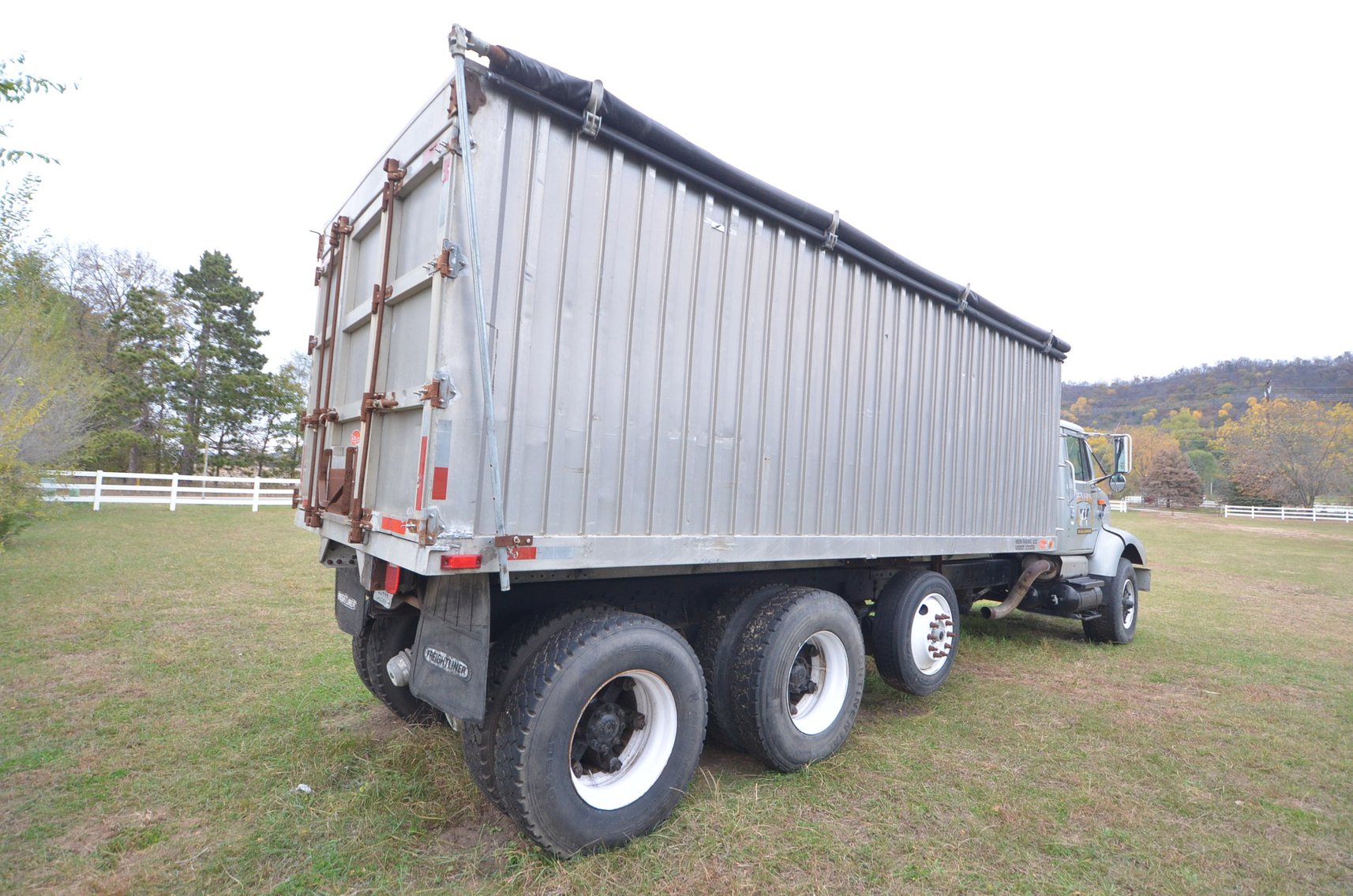 Image for 1999 INTERNATIONAL S2600 - Holmen, WI