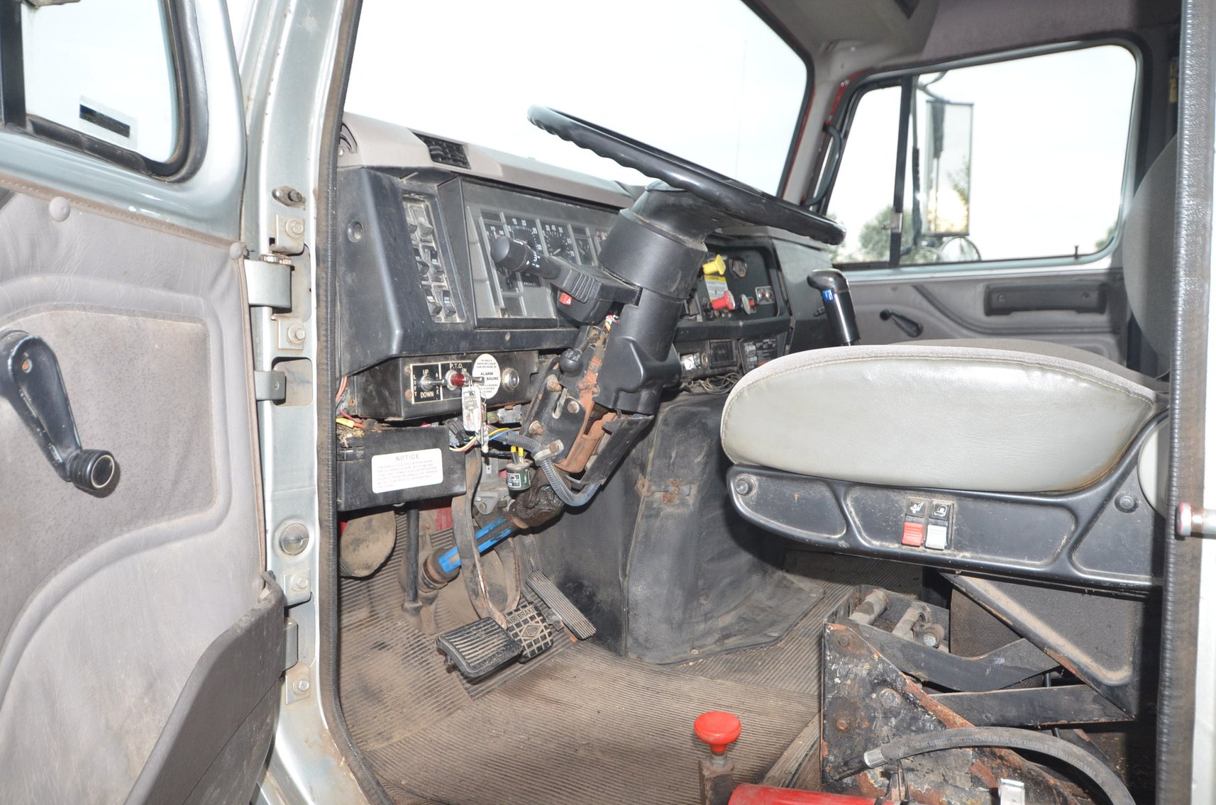 Image for 1999 INTERNATIONAL S2600 - Holmen, WI