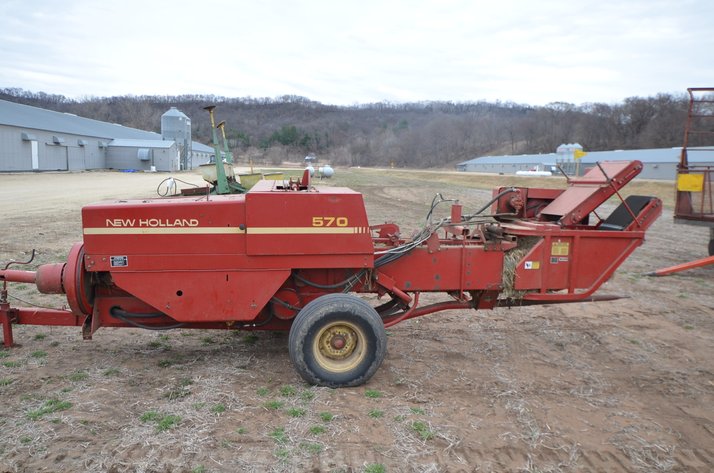 Image for New Holland 570 Square Baler with Thrower