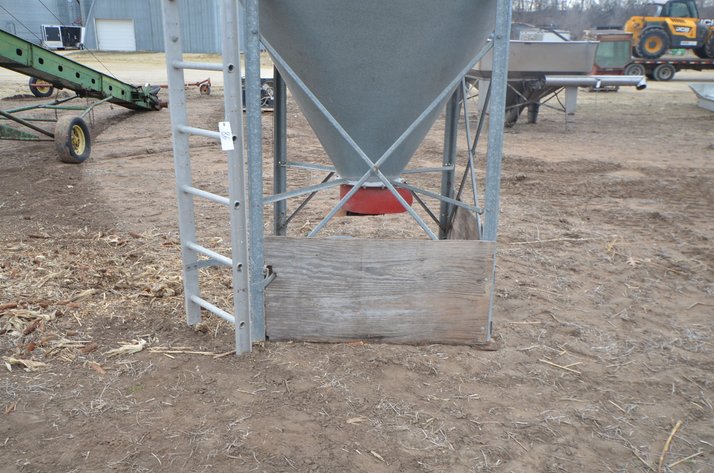 Image for Schuld 4-Ton Feed Bin