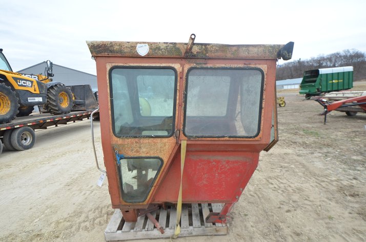 Image for International Year Round Cab