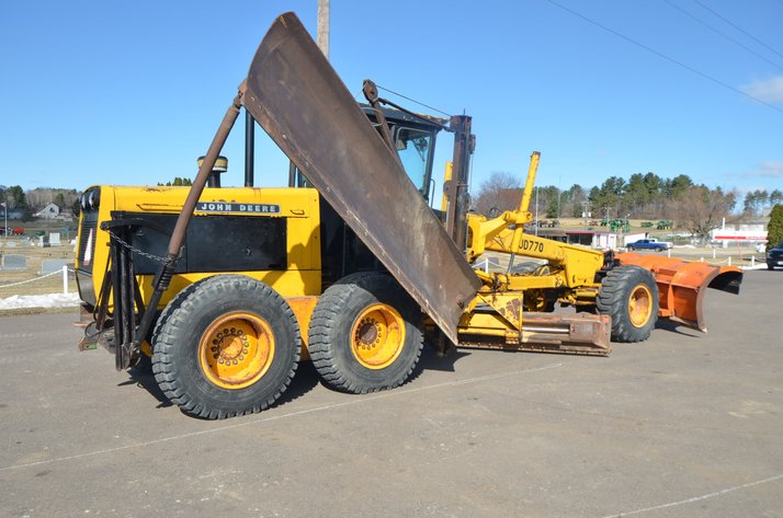 Image for John Deere 770 Road Grader