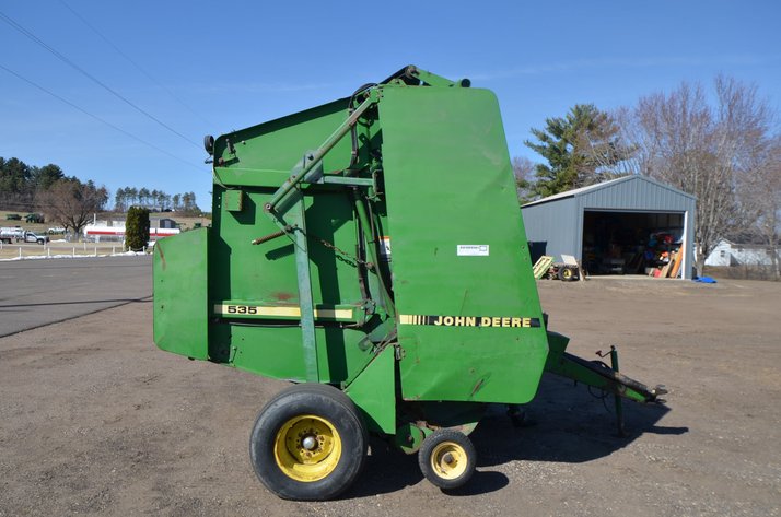 Image for John Deere 535 Round Baler