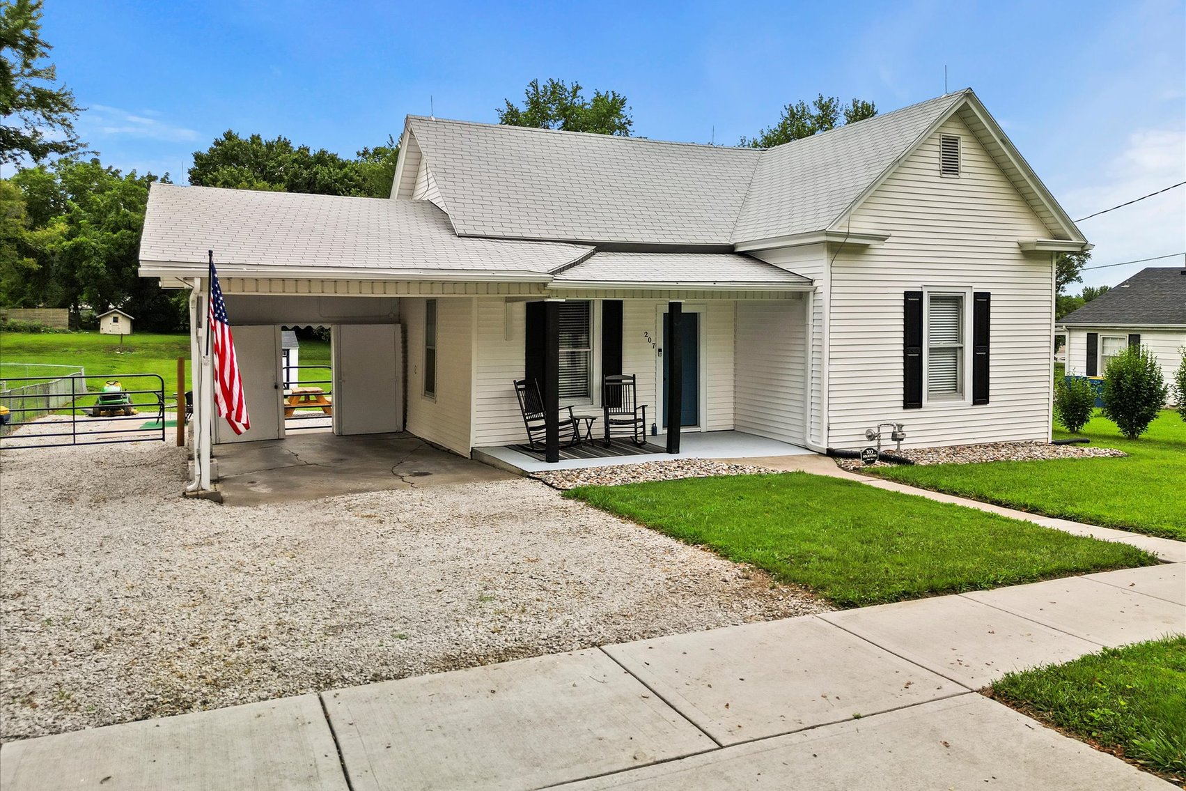 Image for SOLD - 207 E. Washington St. Kearney, Mo