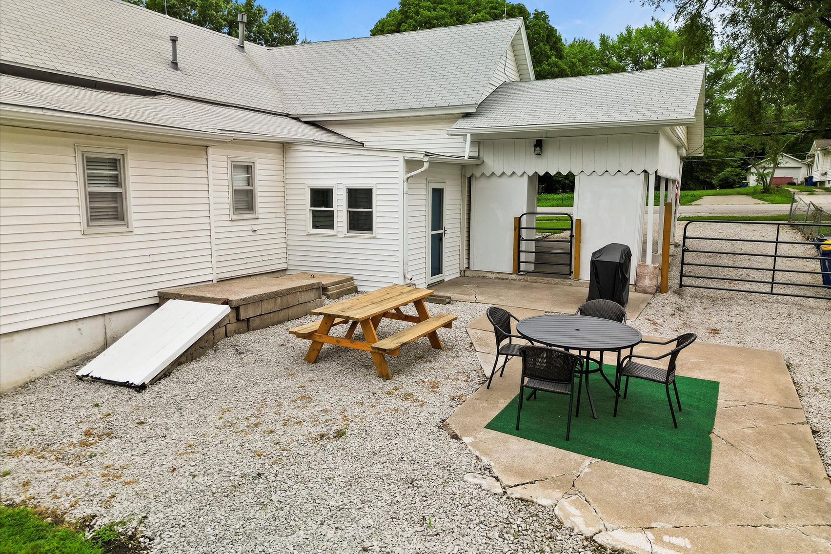 Image for SOLD - 207 E. Washington St. Kearney, Mo