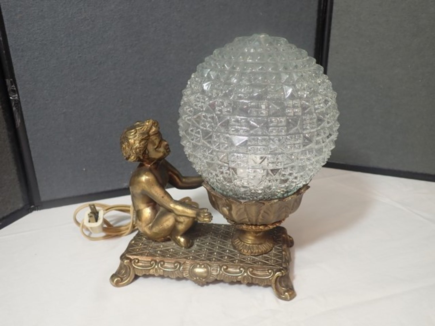 Image for Wayne Downsizing Auction - Paris