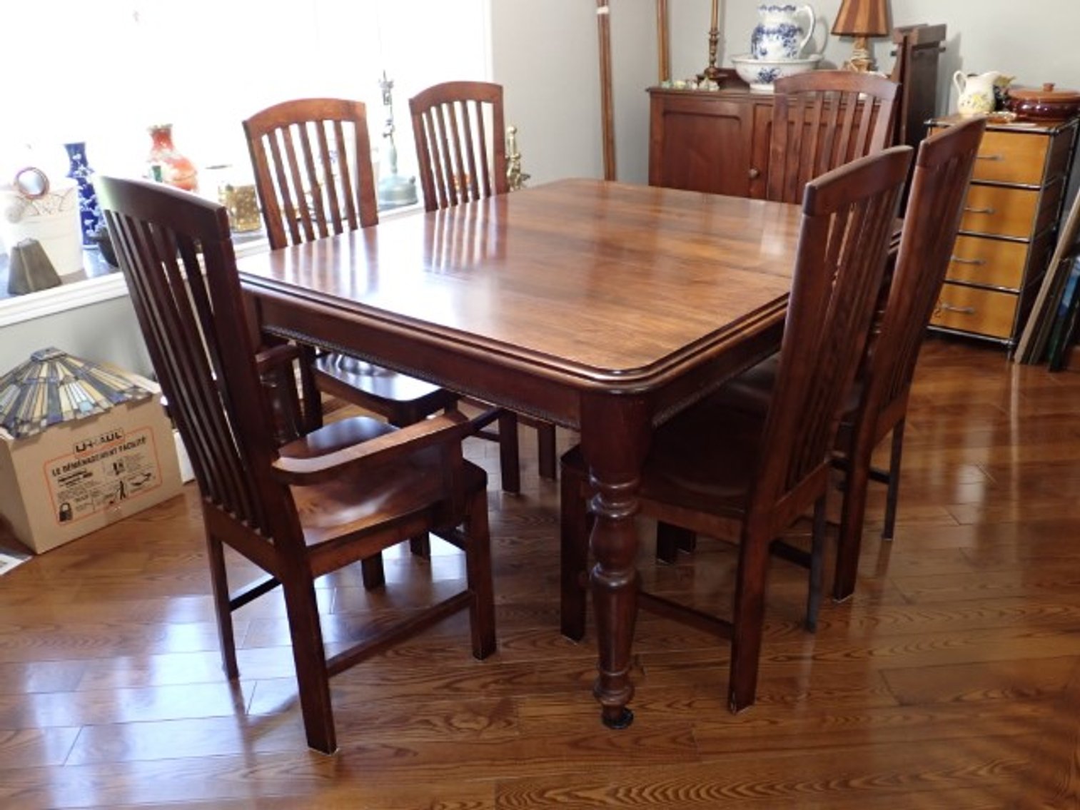 Image for Tom + Karen Anderson Moving Auction - Welland