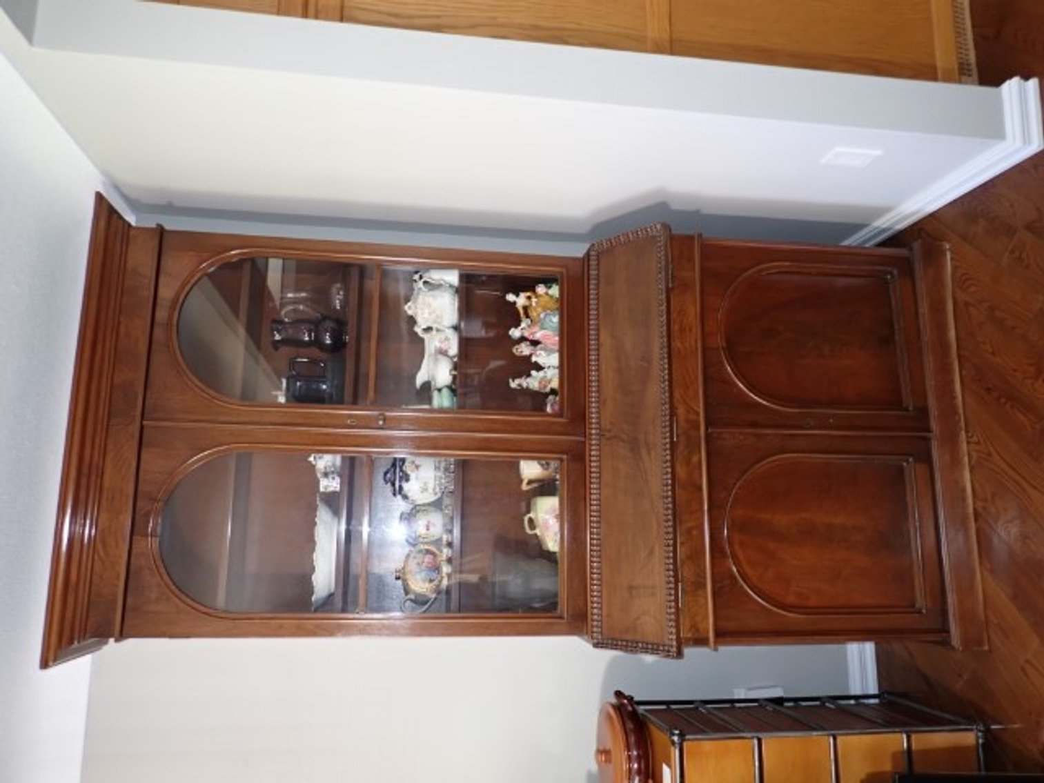 Image for Tom + Karen Anderson Moving Auction - Welland