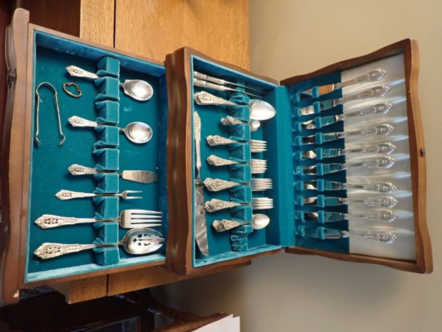 Image for Moving Auction for Nancy Watson - Guelph