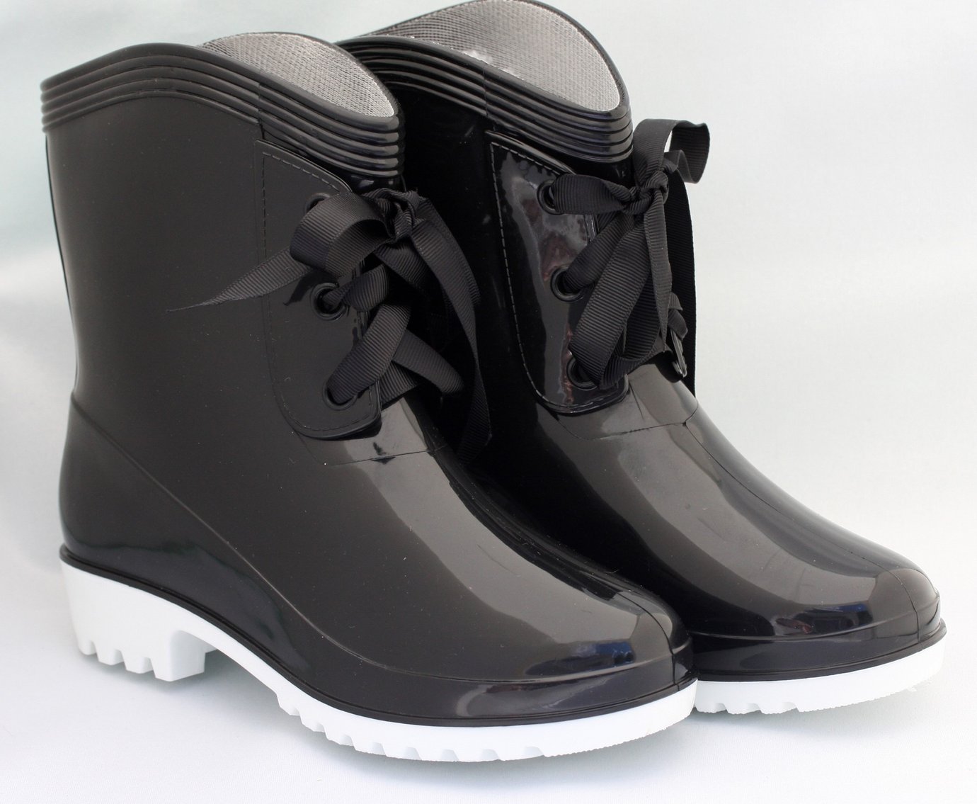 Image for COMPLETE INVENTORY - Spring Boots Auction - Guelph