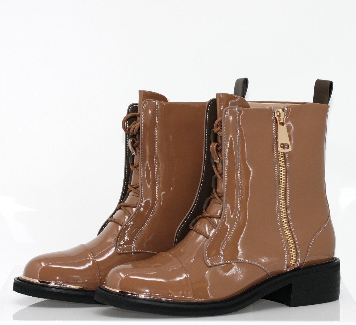 Image for COMPLETE INVENTORY - Spring Boots Auction - Guelph