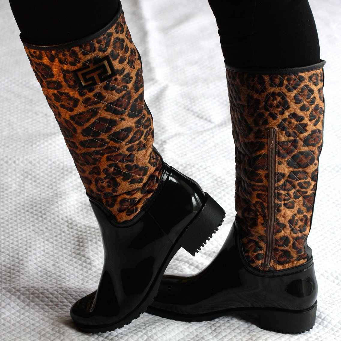 Image for COMPLETE INVENTORY - Spring Boots Auction - Guelph