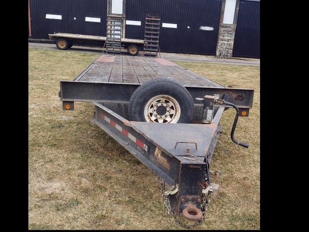 Image for Auction for Elaine Weber & the Late Lloyd Weber - Guelph