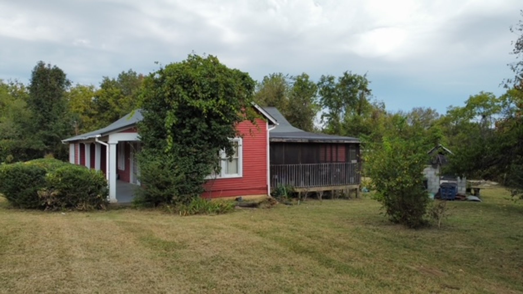 Image for 4212 Ashland City Hwy - Large Residential Estate - 2,155 sq ft on 0.53 acre lot