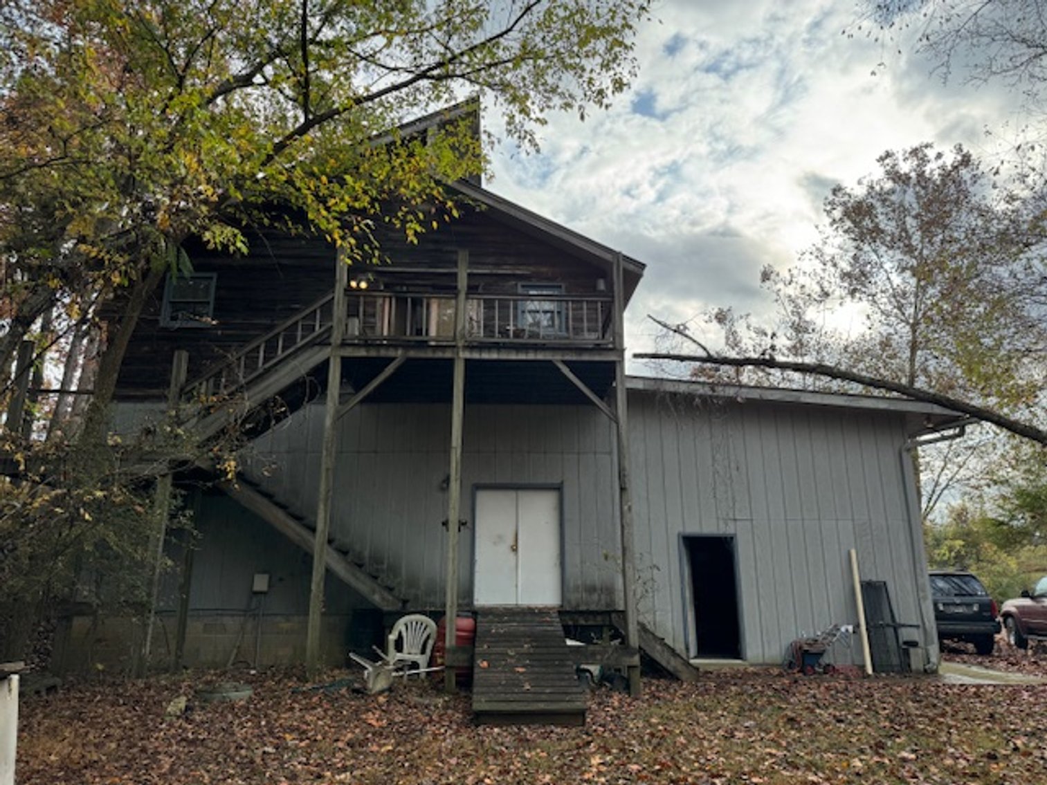 Image for Commercial Space - 8,000+ sq ft - Cabinet Shop near Hwy 100 - Centerville