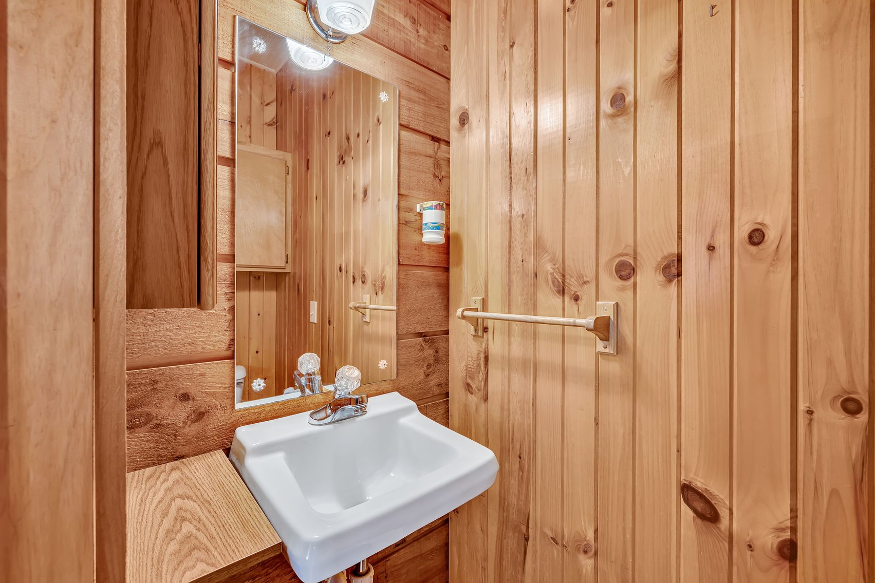 Image for Cottage Retreat - Kingston Springs - Estate Auction