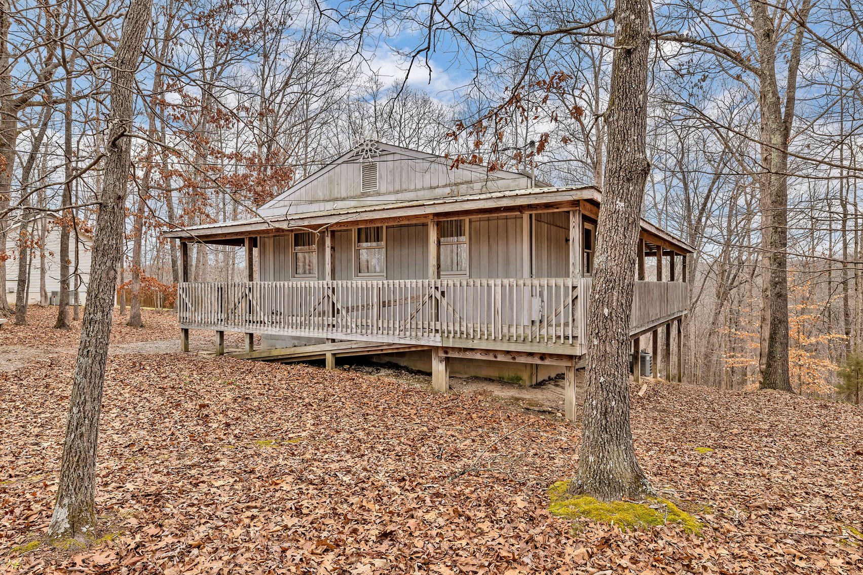 Image for Cottage Retreat - Kingston Springs - Estate Auction