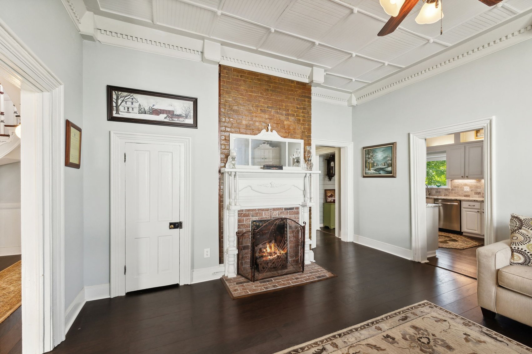 Image for Exquisite Victorian Home in Downtown Centerville