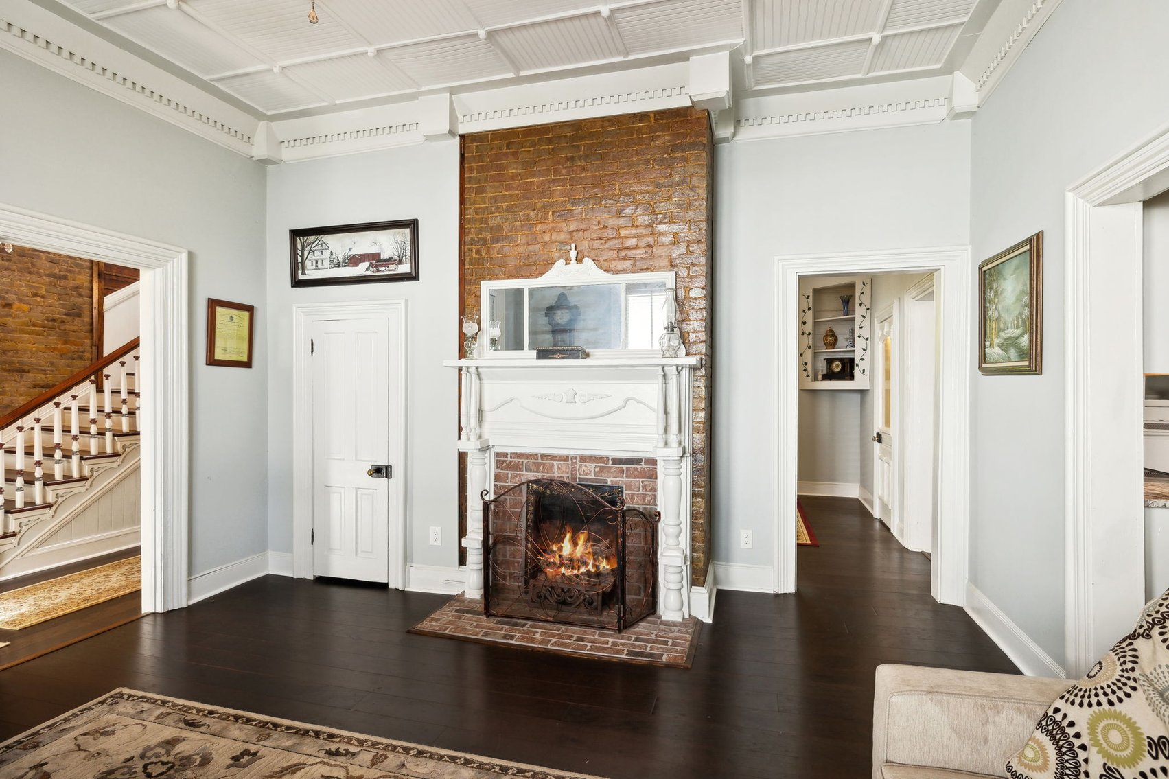 Image for Exquisite Victorian Home in Downtown Centerville