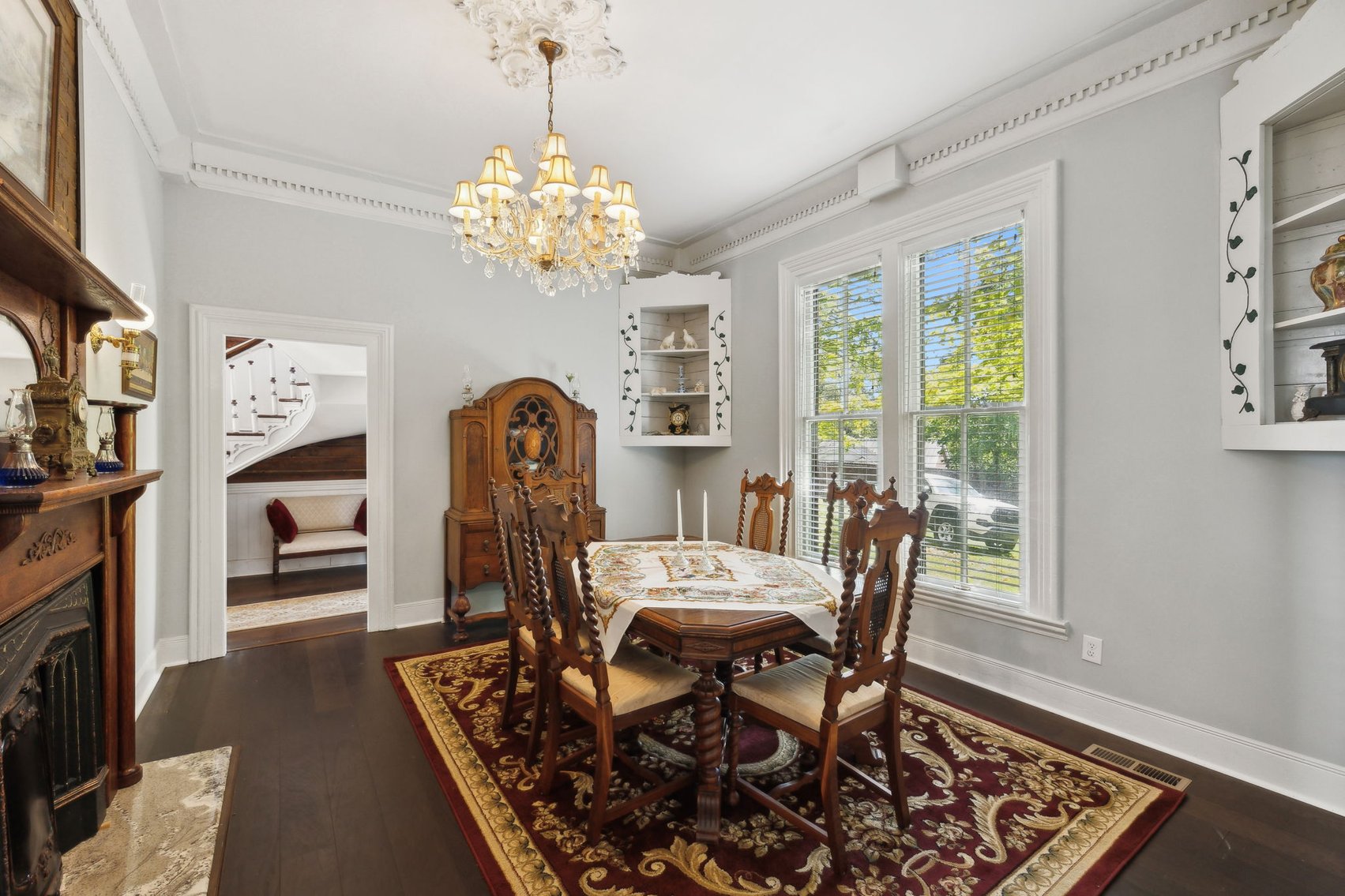 Image for Exquisite Victorian Home in Downtown Centerville