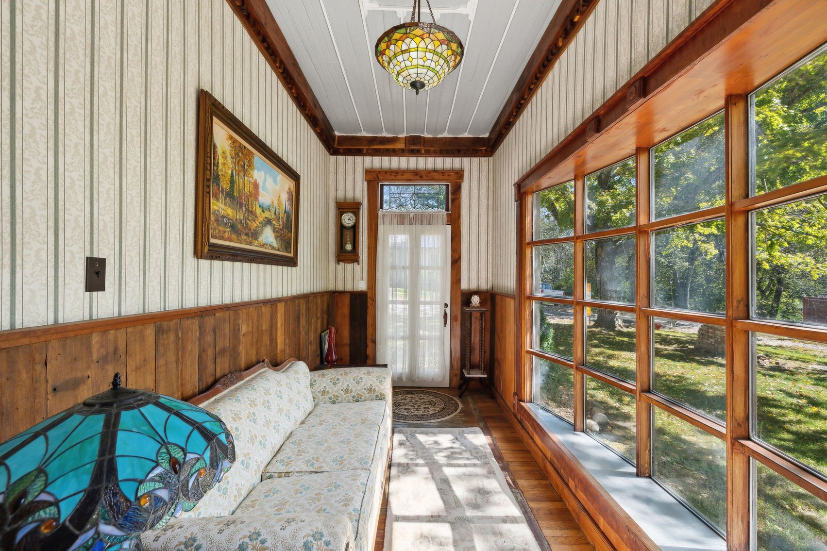 Image for Exquisite Victorian Home in Downtown Centerville