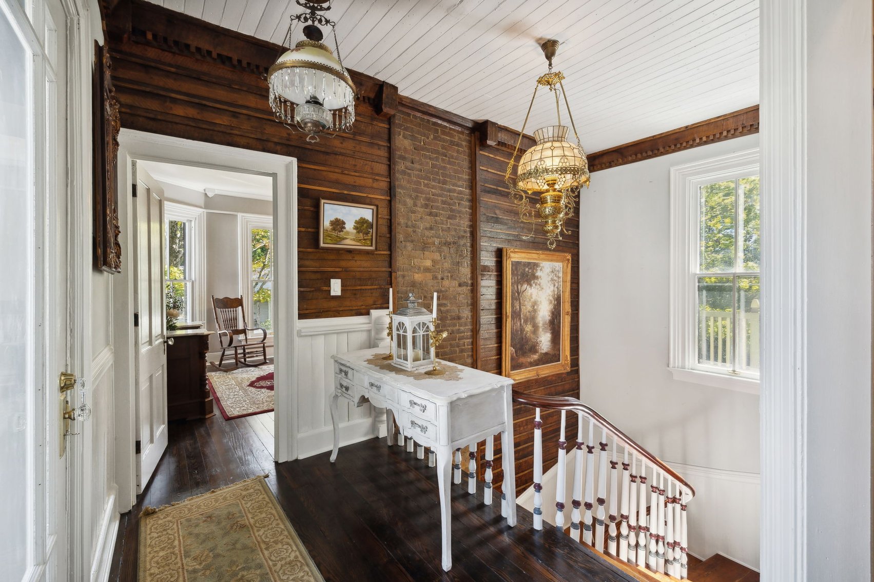 Image for Exquisite Victorian Home in Downtown Centerville