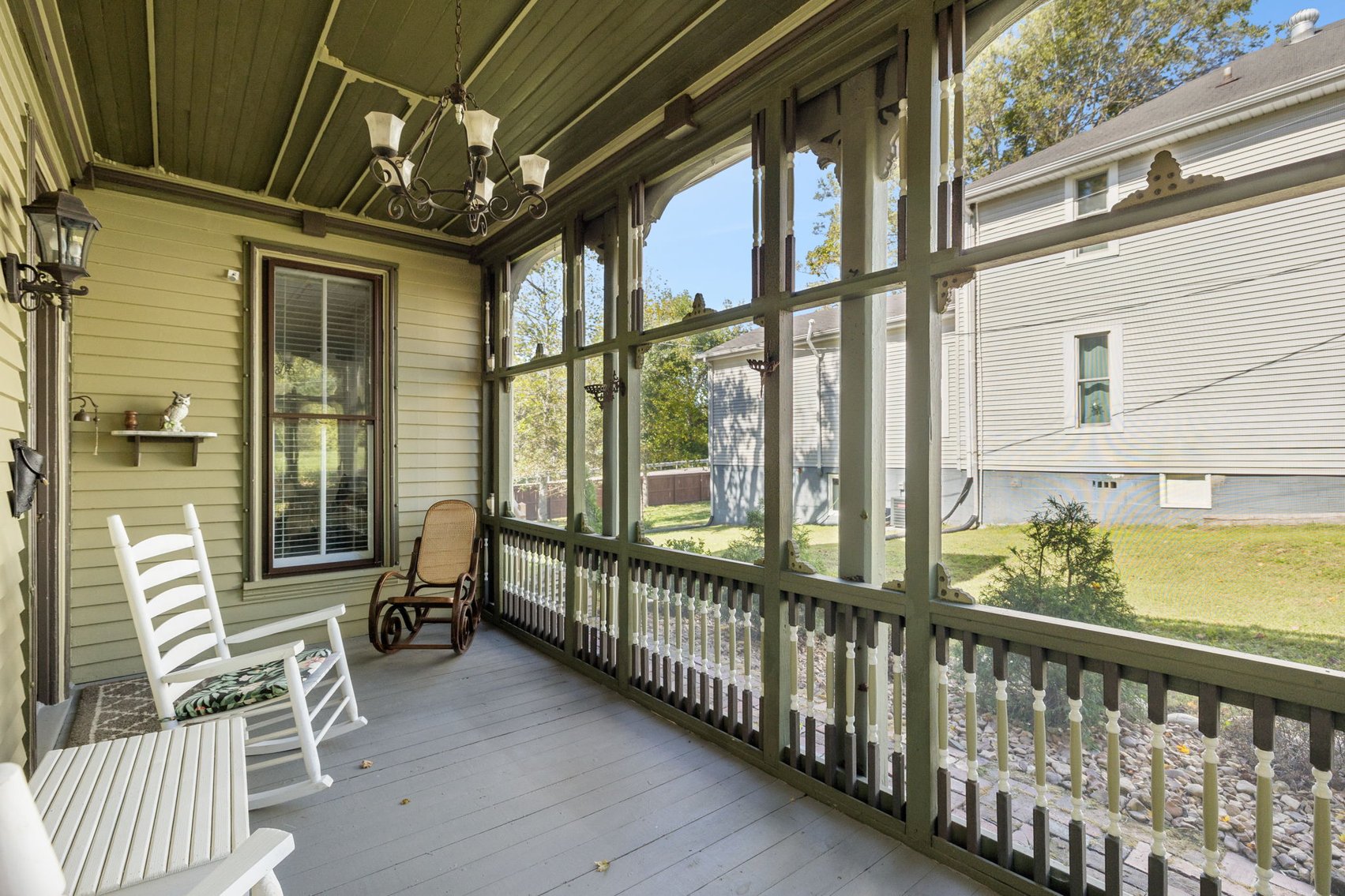 Image for Exquisite Victorian Home in Downtown Centerville