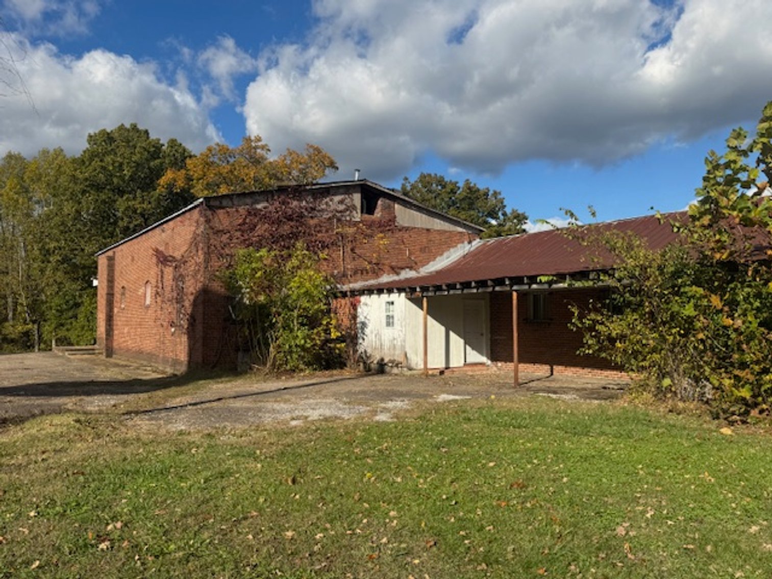 Image for Historic Wrigley Landmark Building - Commissary / Grocery / Old Post Office - 4,600 sf