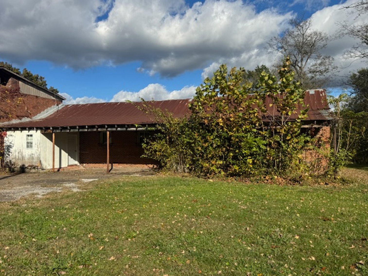Image for Historic Wrigley Landmark Building - Commissary / Grocery / Old Post Office - 4,600 sf