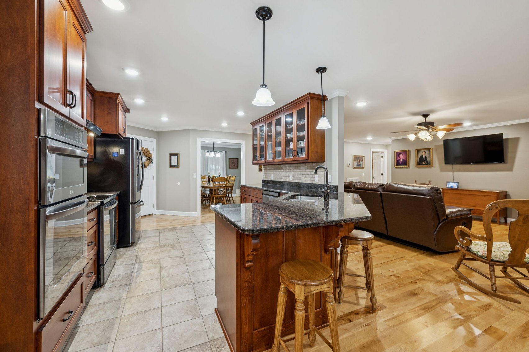 Image for FOR SALE in Centerville - $650,000