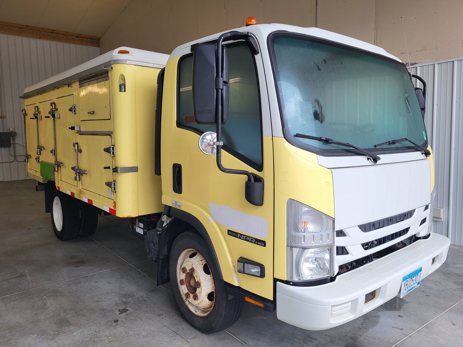 Image for 2017 Isuzu NPR-HD Delivery Truck