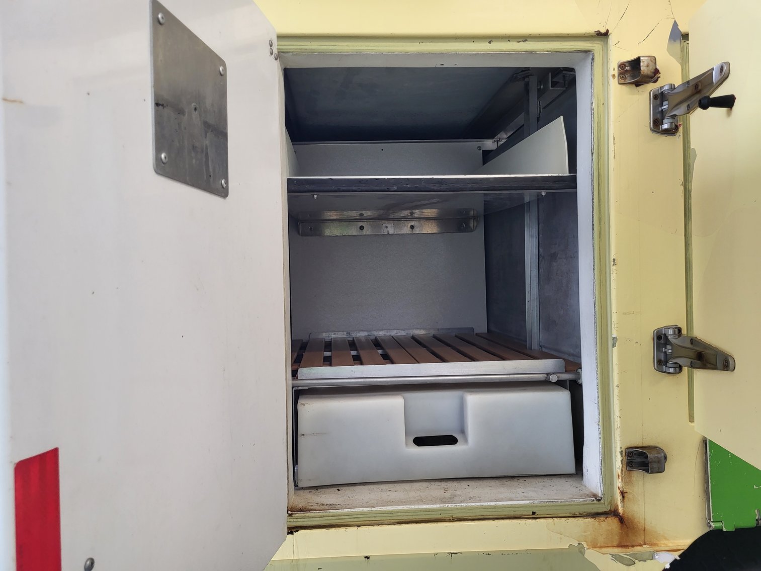 Image for 2017 Isuzu NPR-HD Delivery Truck