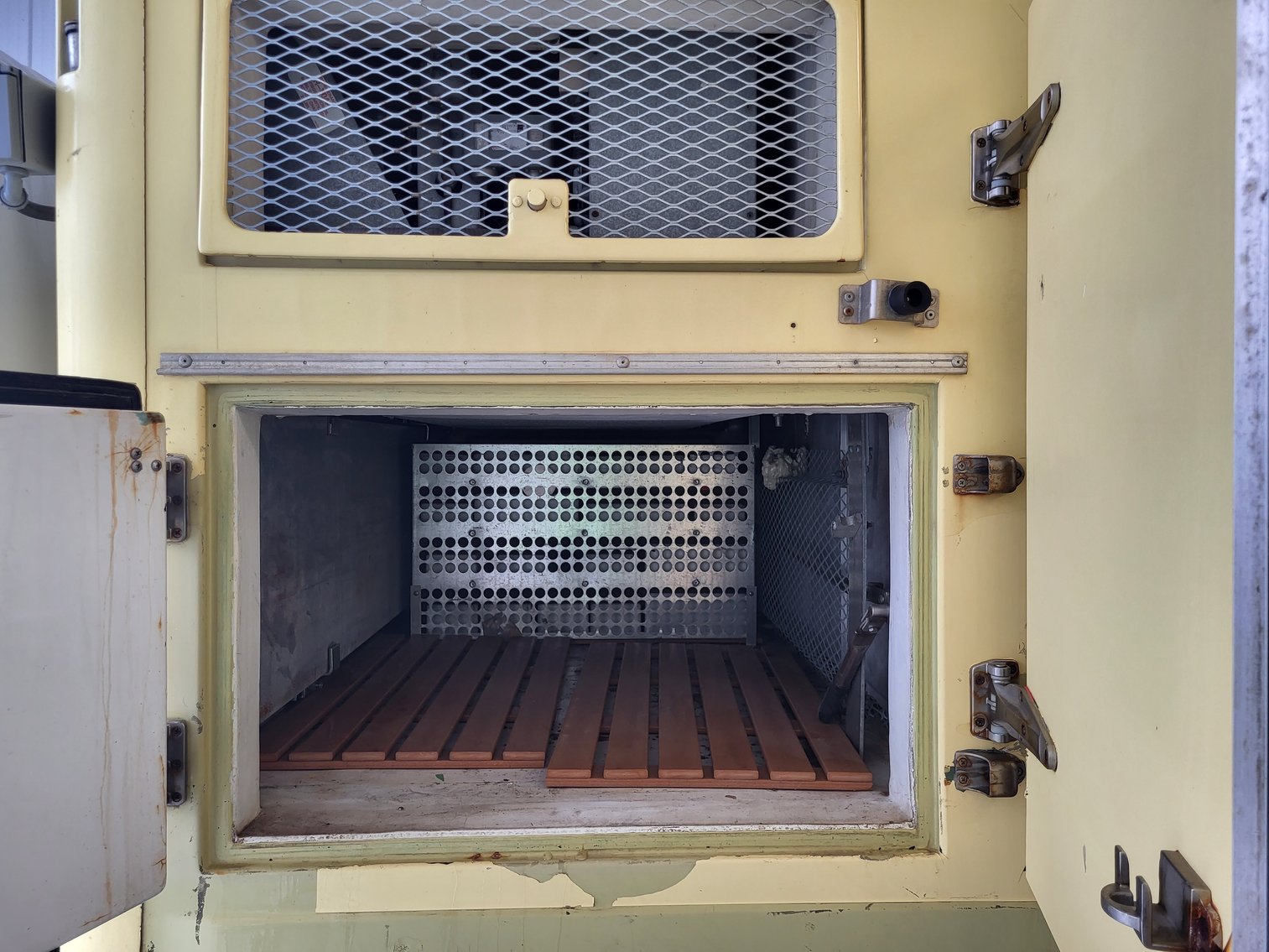 Image for 2017 Isuzu NPR-HD Delivery Truck