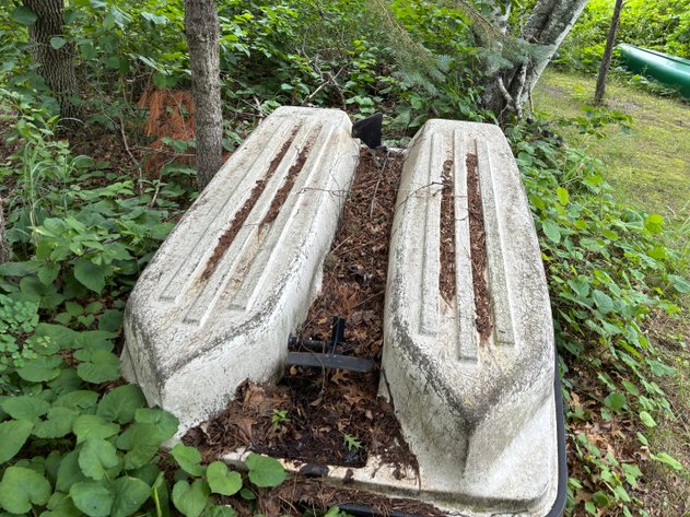 Image for Sun Dolphin paddle boat, broken paddle wheel