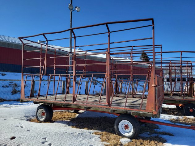 Image for 9' x 16' throw rack