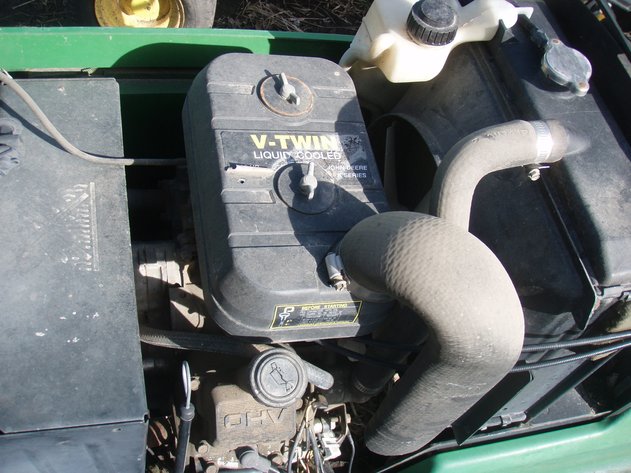 Image for John Deere 425 tractor for parts