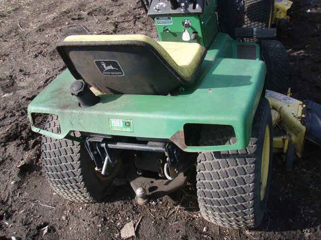 Image for John Deere 318 tractor with 50